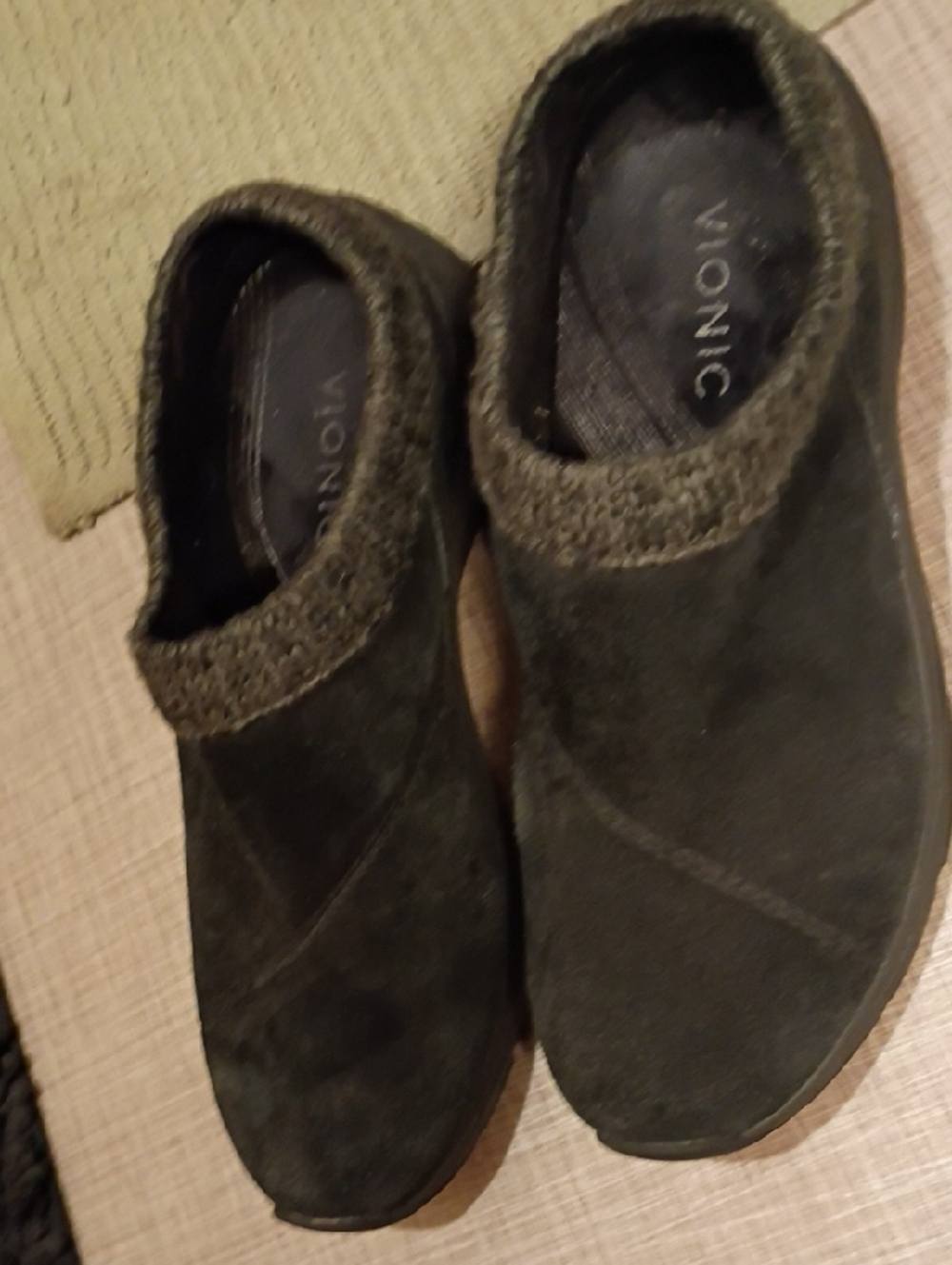 Vionic Black Suede Slip-On Clogs with Shearling Trim